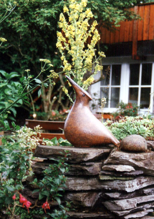 Garten Keramik Vogel auf der Balz