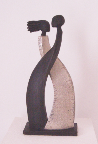 Das Paar - Keramikfiguren von Margit Hohenberger