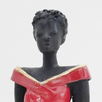 Raku-Skulptur Beautiful Lady in Red