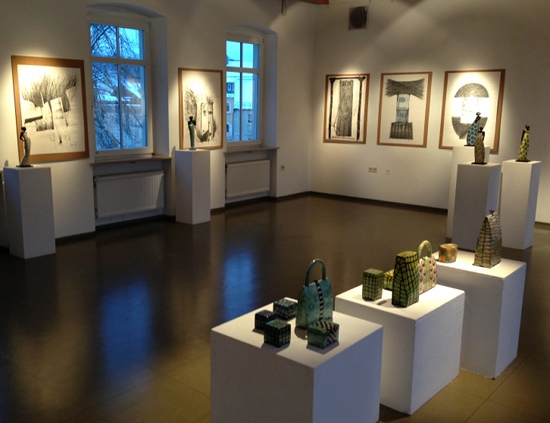 Blick in die Galerie: Keramik Kunst und Popart-Raku 2012 Blick in die Galerie: Keramik Kunst und Popart-Raku 2012