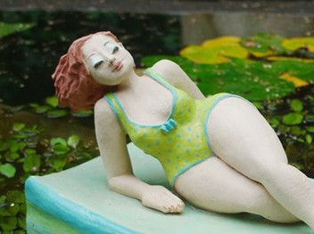 Gartenfigur für den Teich – Badenixe