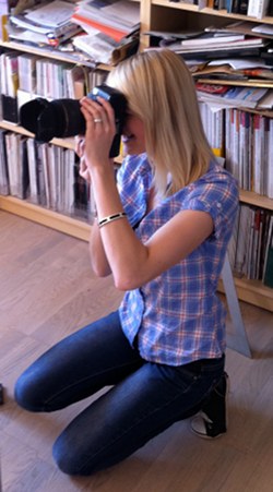 Sabrina Haalboom, Fotoshooting bei Margit Hohenberger - Keramik Kunst Sabrina Haalboom, Fotoshooting bei Margit Hohenberger - Keramik Kunst