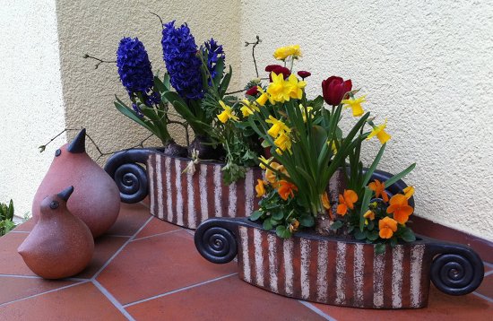 Garten und Terrasse gestalten - mit Gartenkeramik