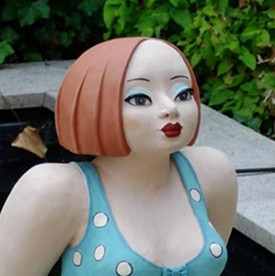Keramikfigur Luise mit neuer Frisur