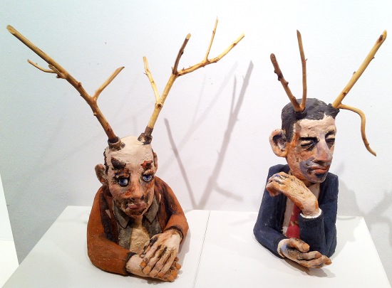 Die Platzhirschen - Keramik Figuren von Dr. Konrad Ruff Die Platzhirschen - Keramik Figuren von Dr. Konrad Ruff