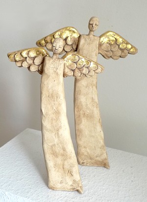 Weihnachtsengel aus Keramik mit Blattgold Weihnachtsengel aus Keramik mit Blattgold