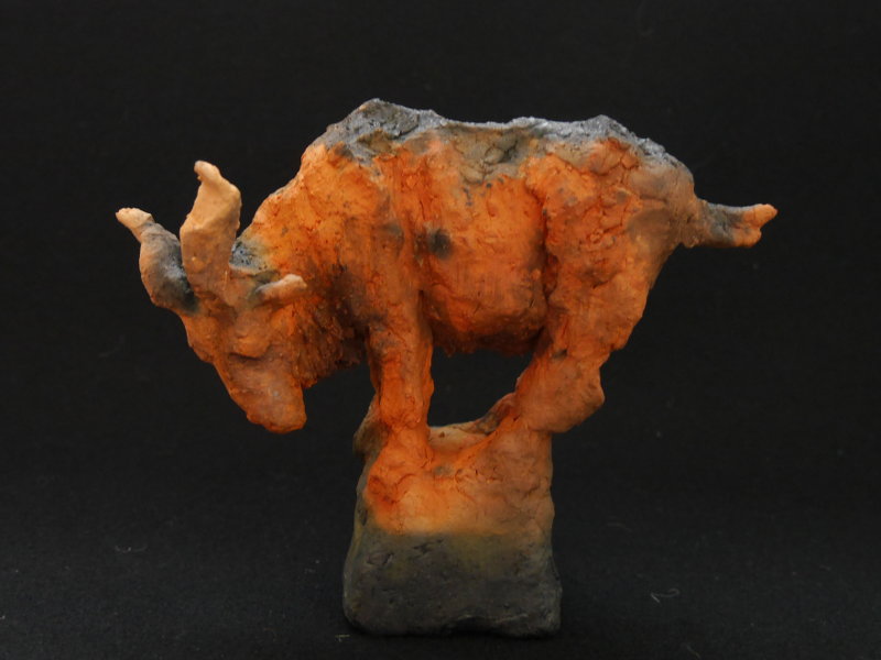 Ziegenbock Tierfigur Raku