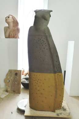 Keramik Statue Große Zarin im Aufbau