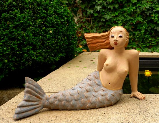 Kleine Meerjungfrau Arielle - Gartenfigur von Margit Hohenberger